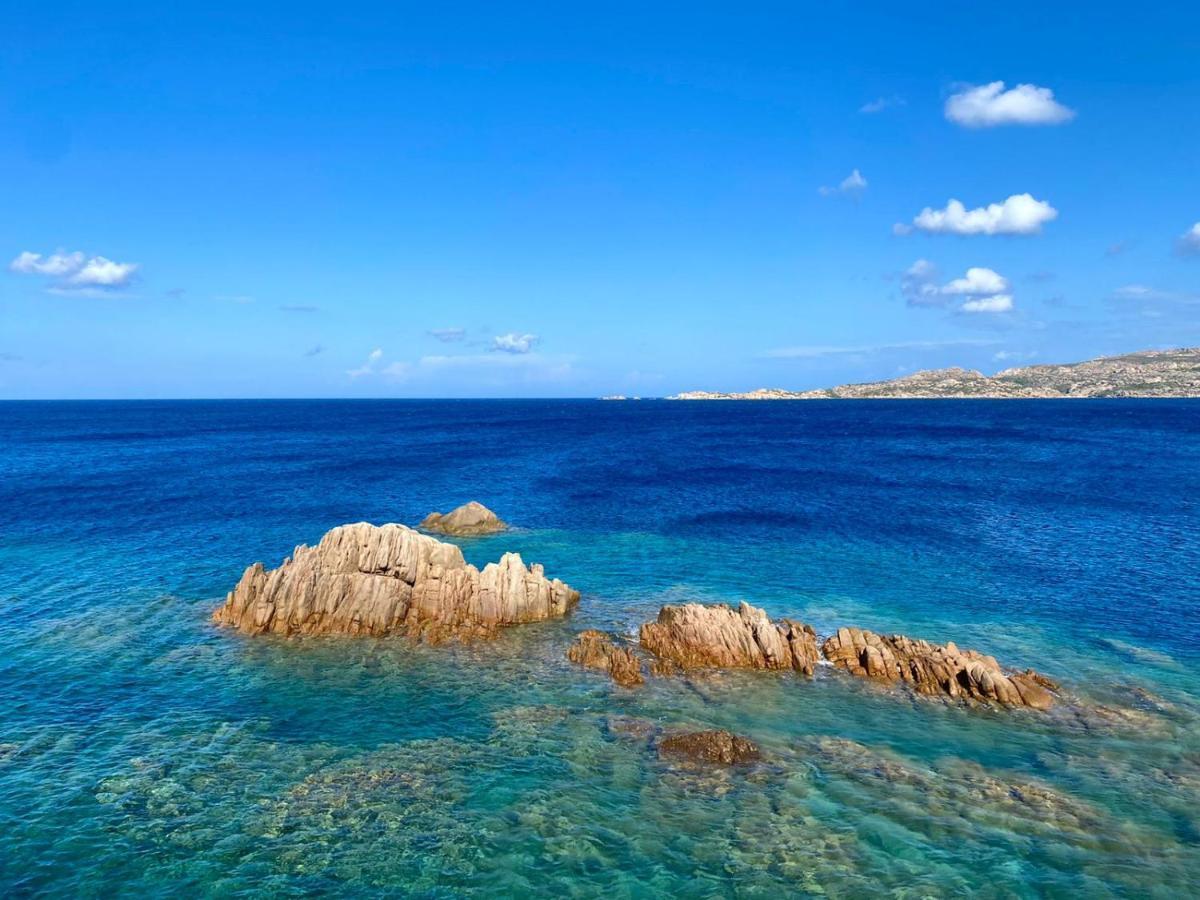 הוילה לה מדלנה Casa Mughetto R5055 Seafront, Private Sea Access, Swimming Pool מראה חיצוני תמונה