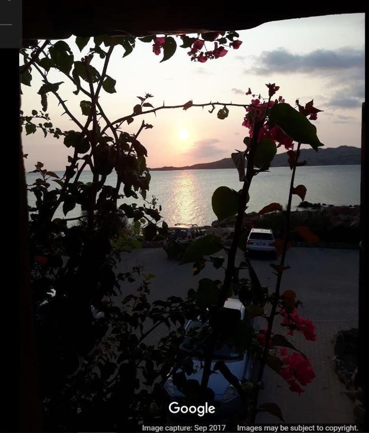 הוילה לה מדלנה Casa Mughetto R5055 Seafront, Private Sea Access, Swimming Pool מראה חיצוני תמונה