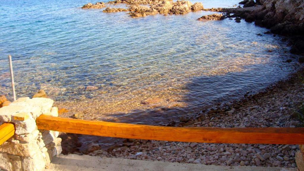 הוילה לה מדלנה Casa Mughetto R5055 Seafront, Private Sea Access, Swimming Pool מראה חיצוני תמונה