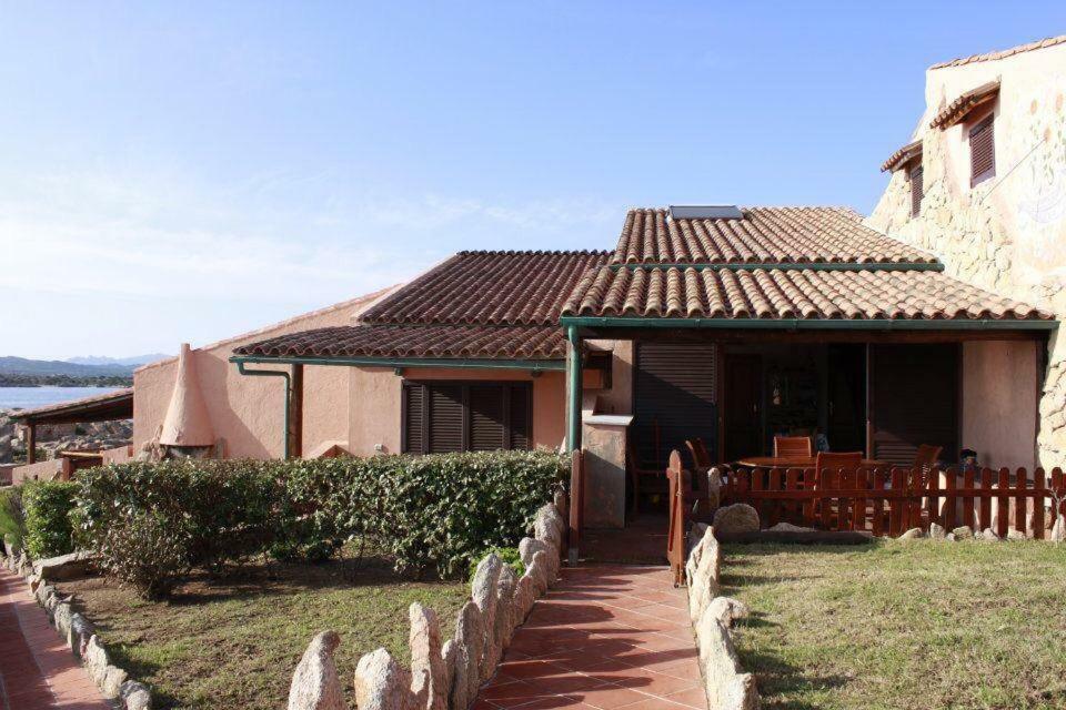 הוילה לה מדלנה Casa Mughetto R5055 Seafront, Private Sea Access, Swimming Pool מראה חיצוני תמונה